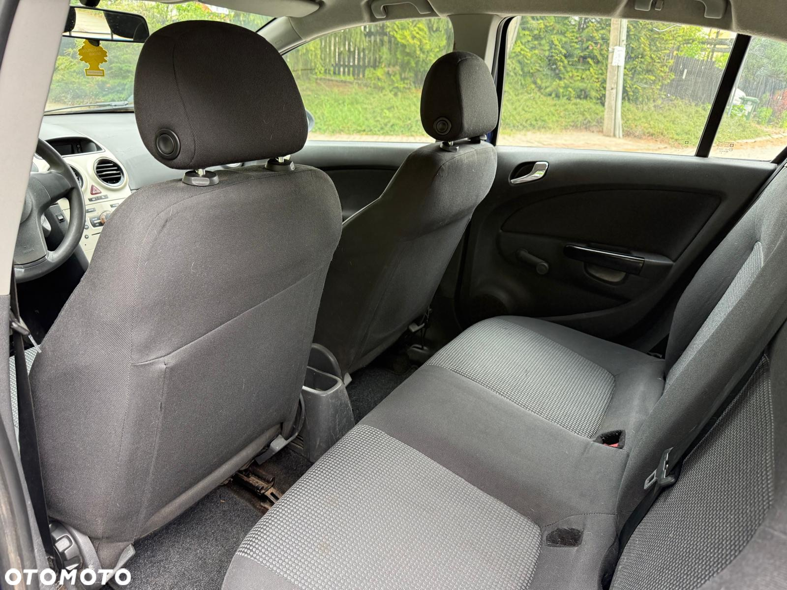 Opel Corsa 1.2 16V Enjoy - 6