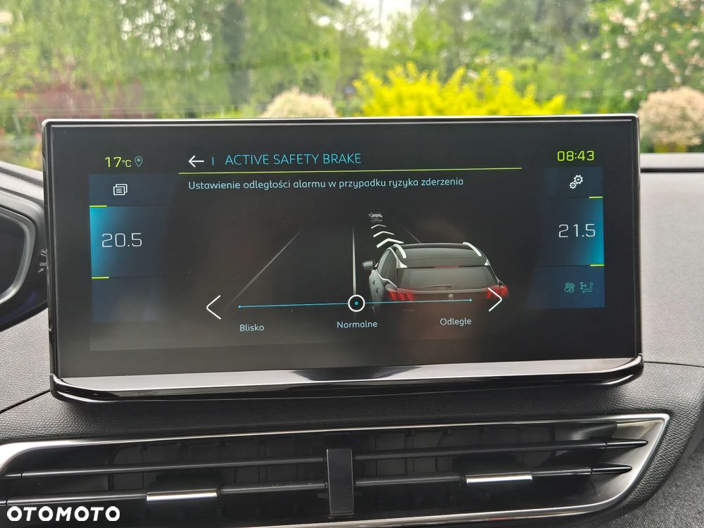 Peugeot 3008 225 e-EAT8 Allure Pack - 26