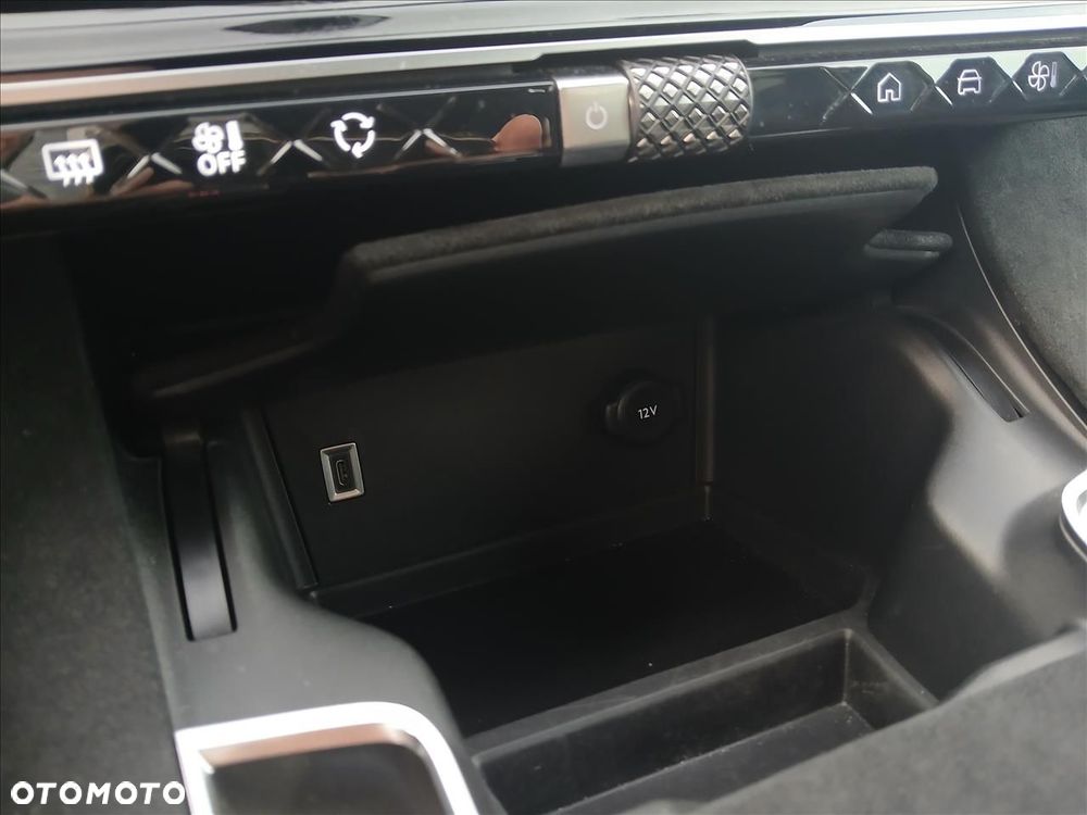 DS Automobiles DS 7 - 16