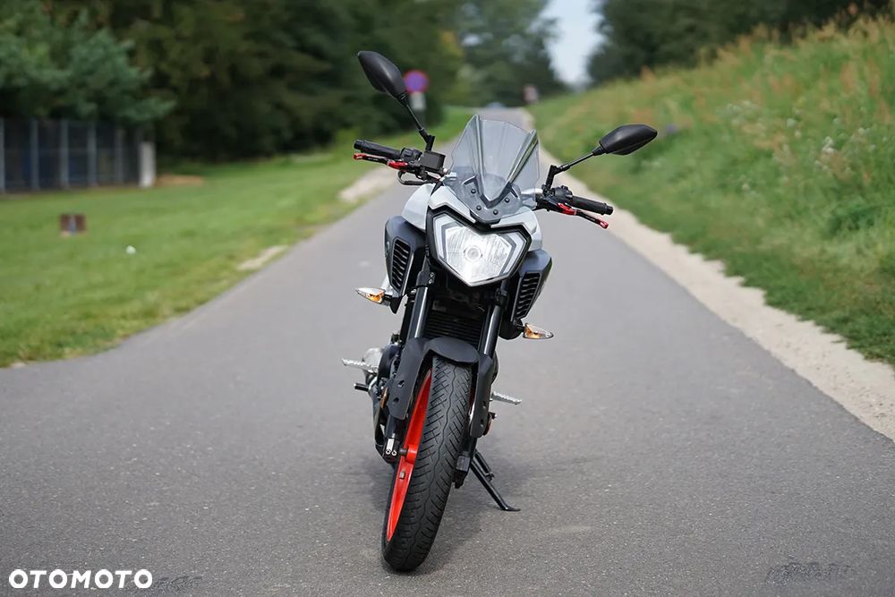 Yamaha MT - 10