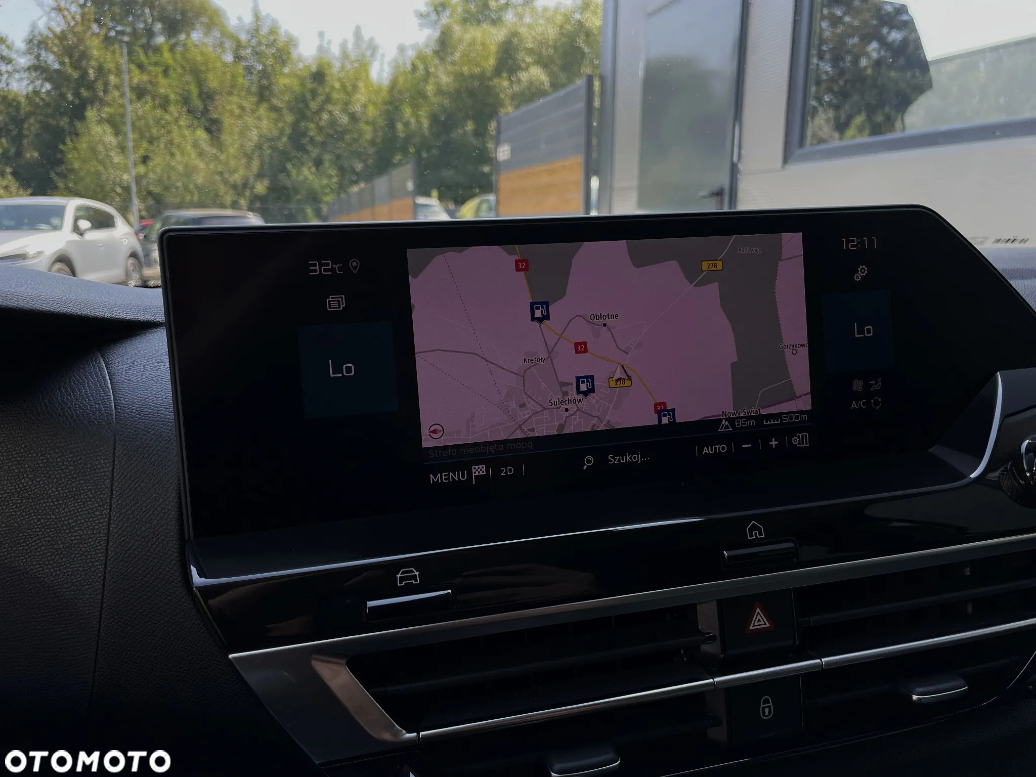 Citroën C4 PureTech 130 Stop&Start EAT8 SHINE - 27