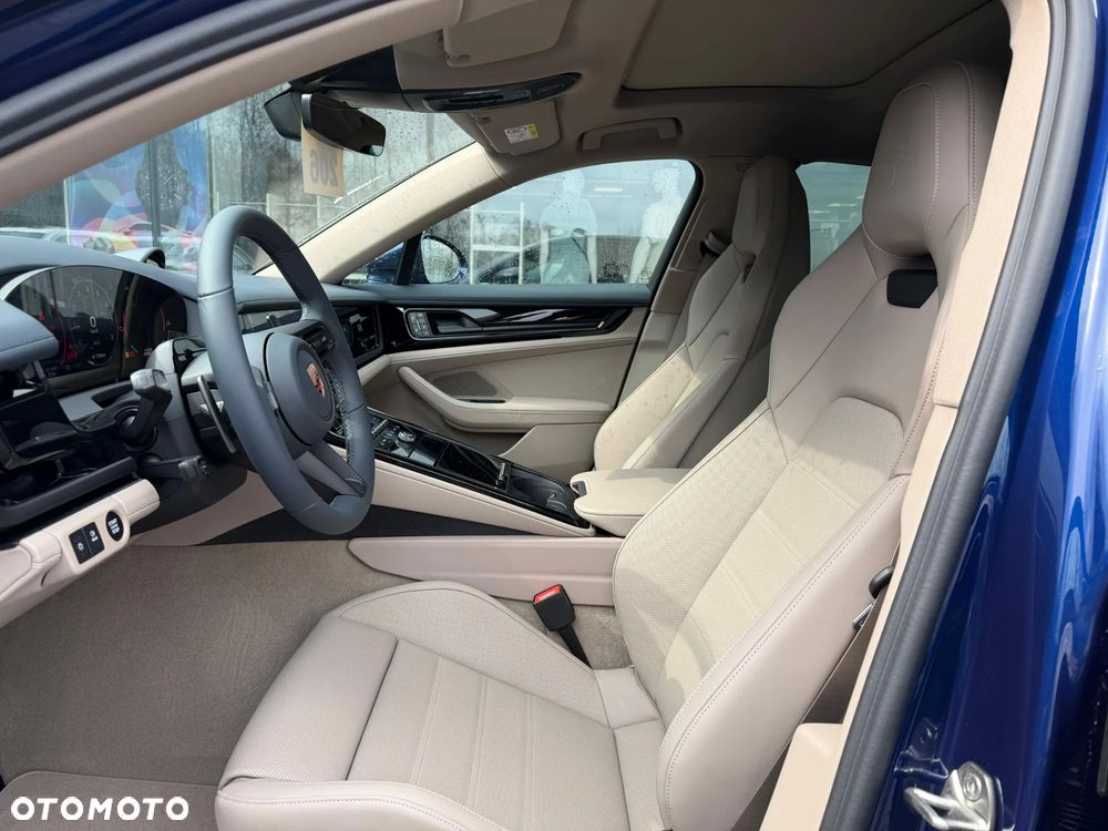 Porsche Panamera - 13
