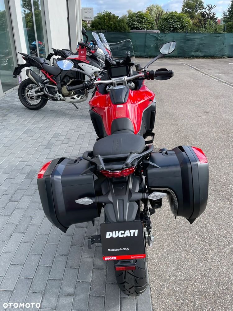 Ducati Multistrada - 11