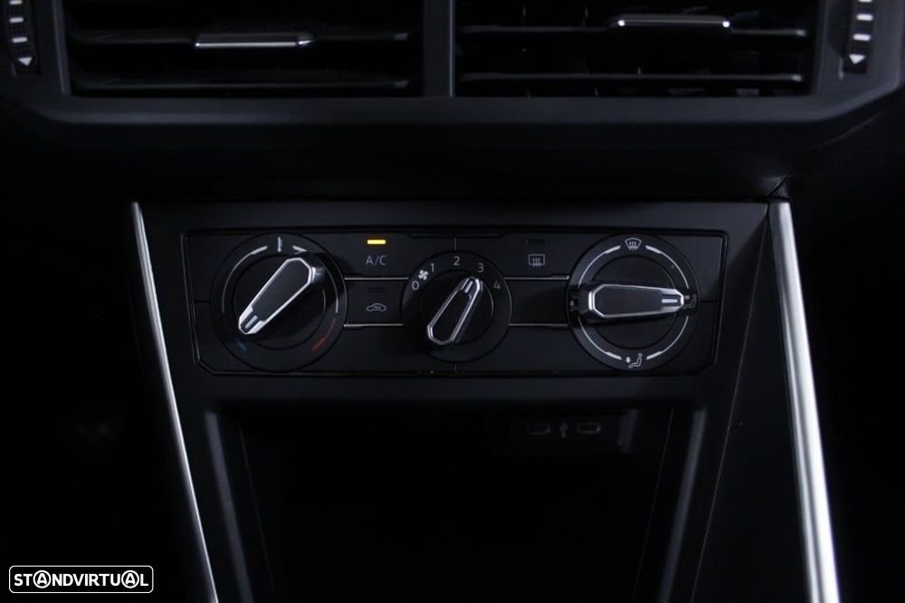 VW Taigo 1.0 TSI Urban - 28