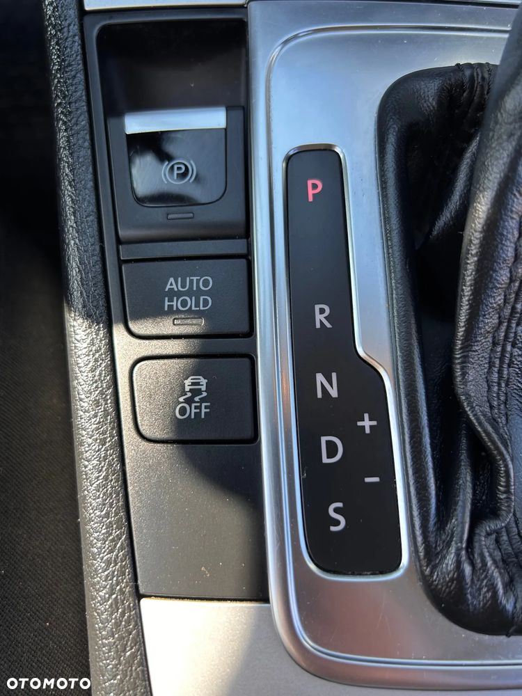 Volkswagen Passat Variant - 22