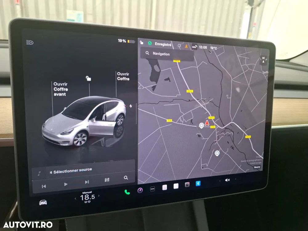 Tesla Model Y Long Range Dual Motor AWD - 10