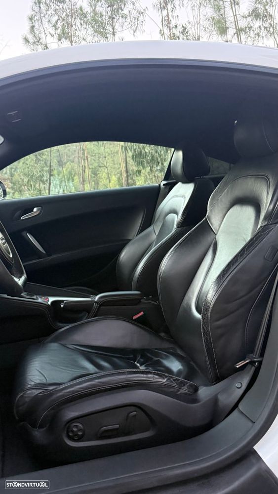 Audi TTS Coupé 2.0 TFSi quattro S Tronic - 22