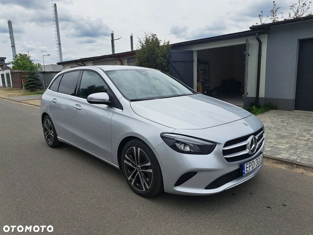 Mercedes-Benz Klasa B 180 d 8G-DCT Progressive - 2