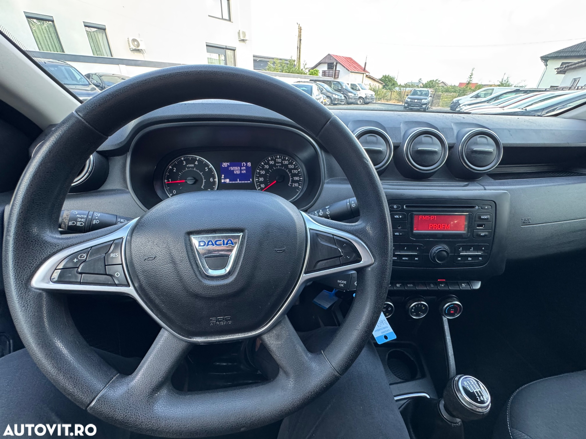 Dacia Duster 1.2 TCe 4WD Prestige jante 16" - 26