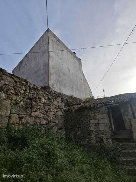 Moradia T2 em Cavadoude a 15 km da Guarda - Grande imagem: 4/12