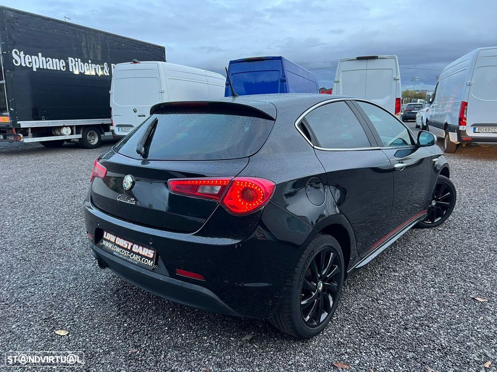 Alfa Romeo Giulietta 1.6 JTDM Distinctive - 4