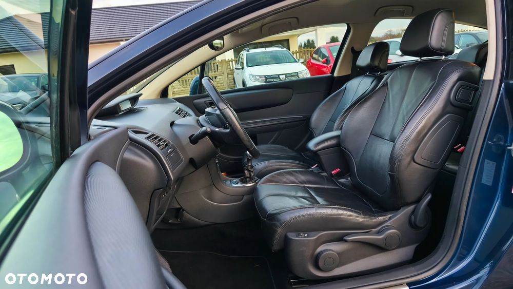 Citroën C4 1.6 HDi VTR Pack - 19