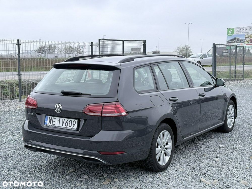 Volkswagen Golf Variant - 9