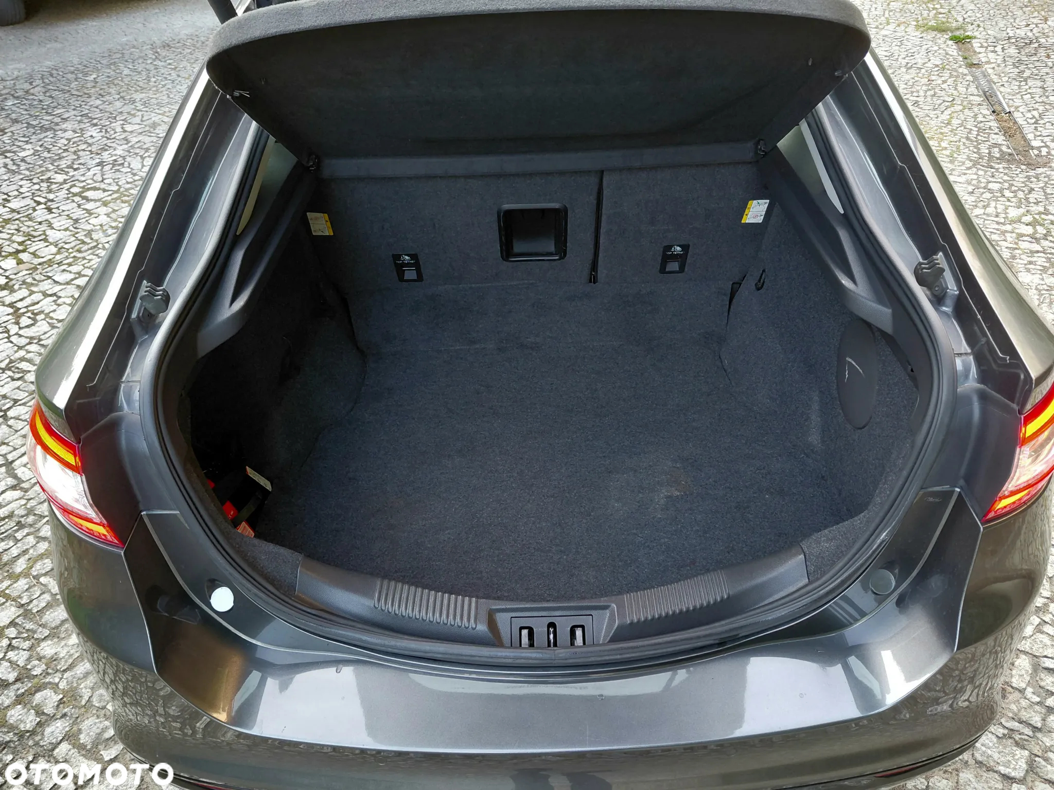 Ford Mondeo 2.0 TDCi Bi-Turbo Titanium PowerShift - 39