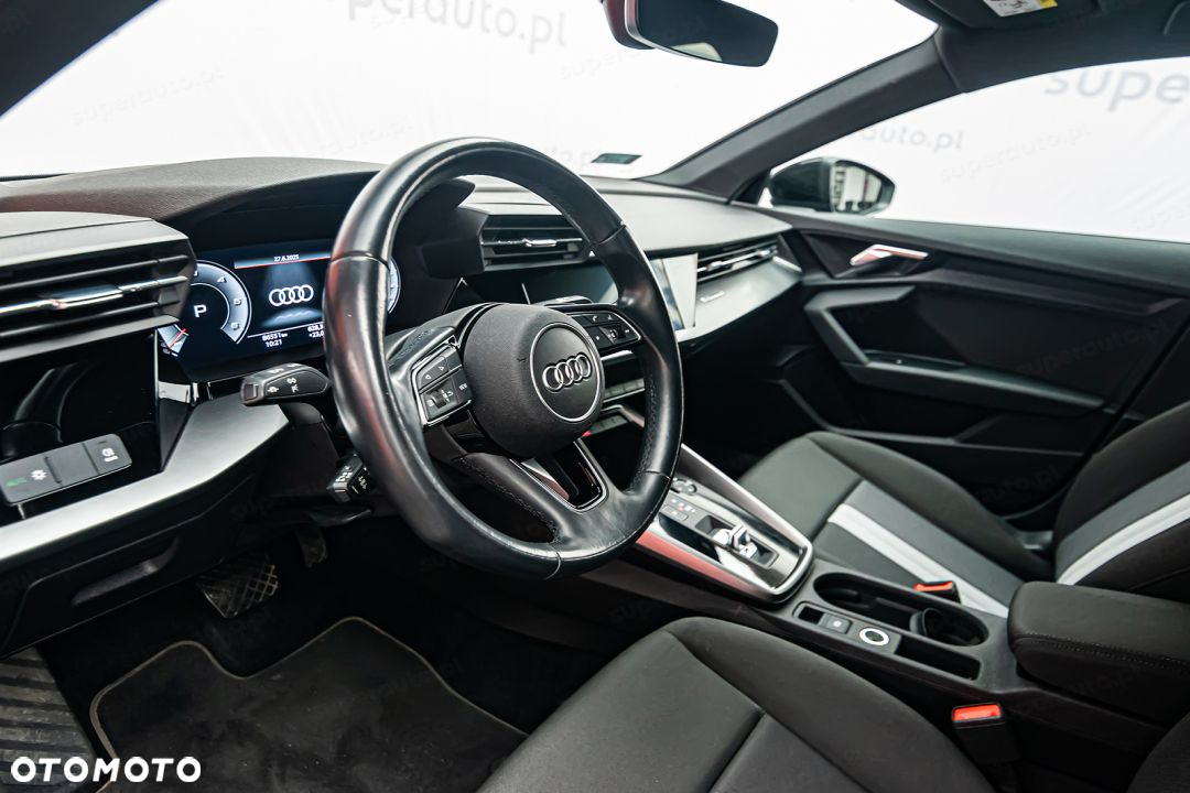 Audi A3 35 TDI Advanced S tronic - 9