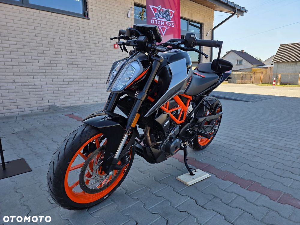 KTM Duke - 23