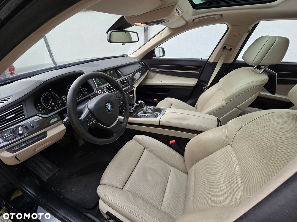 BMW Seria 7 730d xDrive - 13