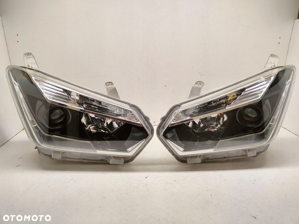 isuzu dmax lift komplet lamp przód - 1