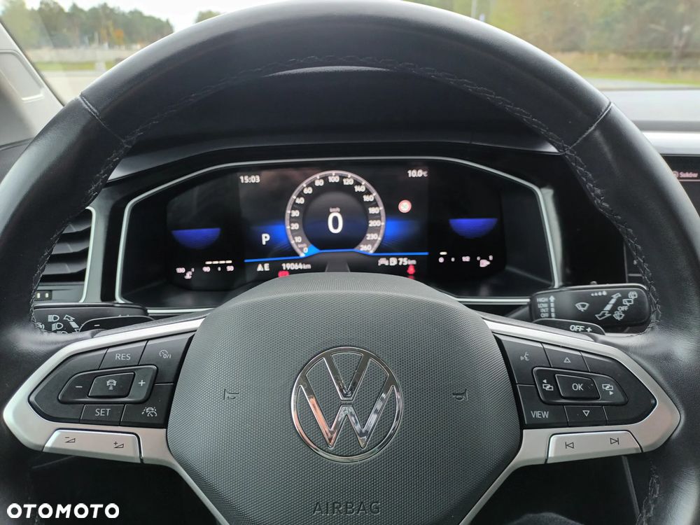 Volkswagen Polo 1.0 TSI OPF DSG Highline - 24