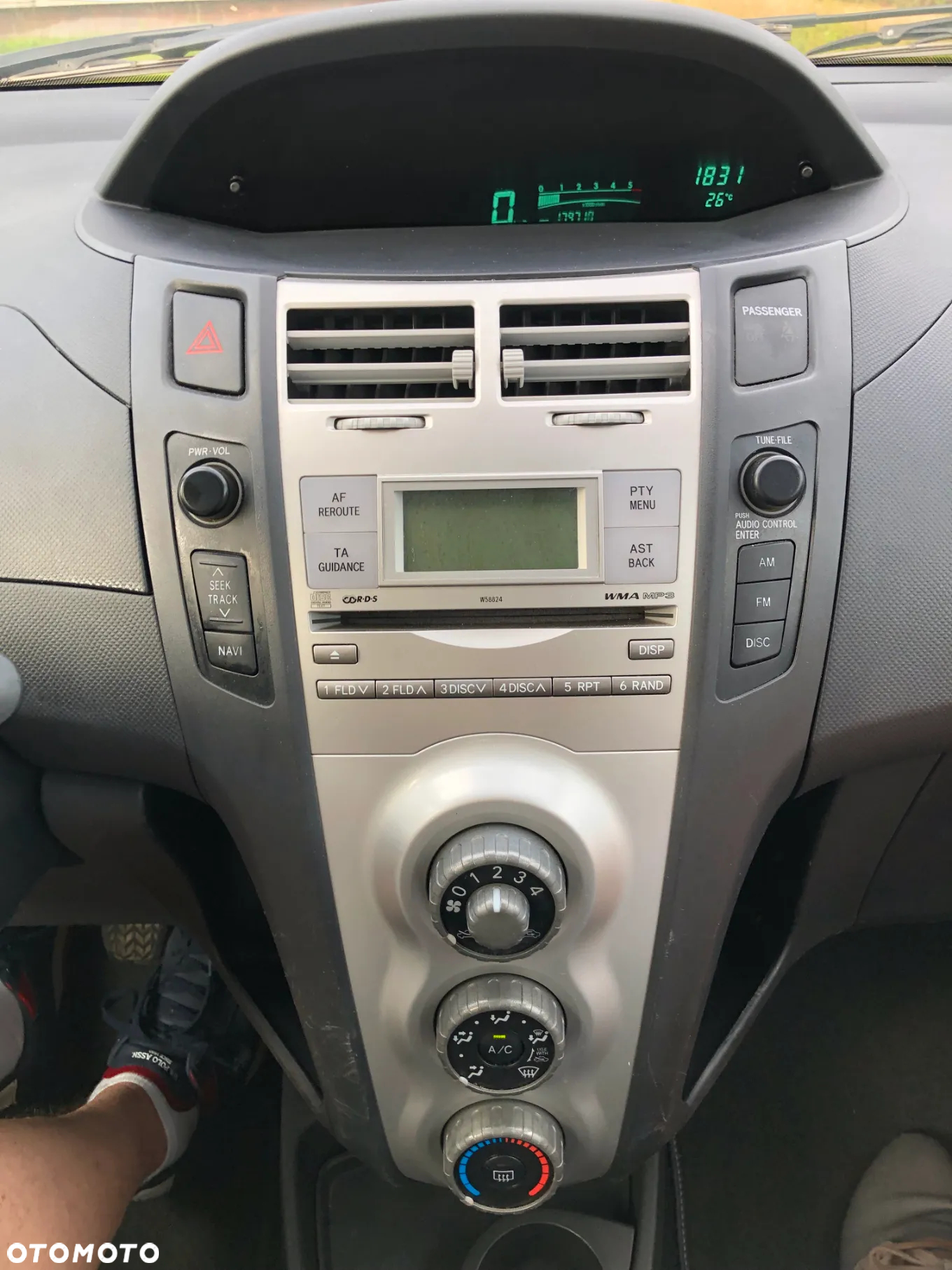 Toyota Yaris - 31