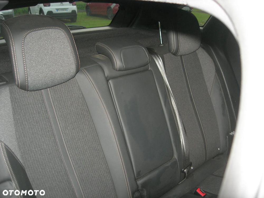 Peugeot 3008 1.5 BlueHDi GT Pack S&S EAT8 - 20