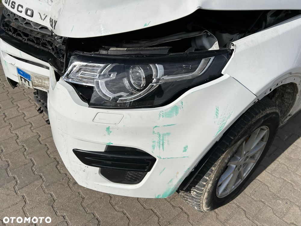 Land Rover Discovery Sport - 23