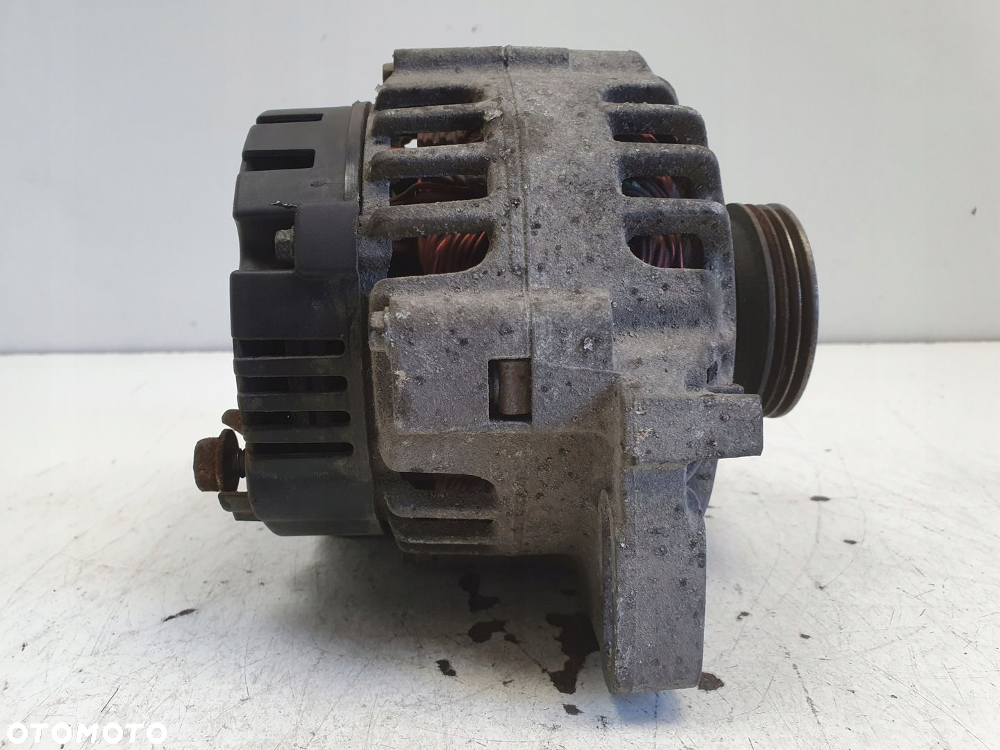 Renault Clio II 1.2 16V ALTERNATOR 7700437090 valeo 95A - 6
