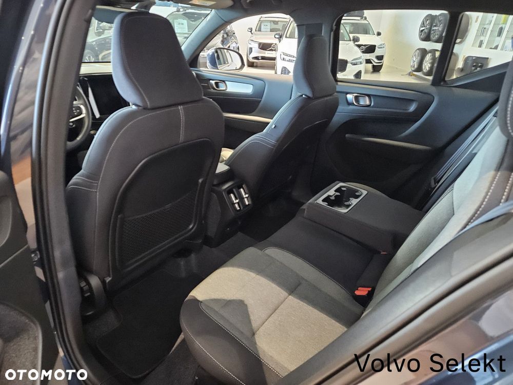 Volvo XC 40 - 29