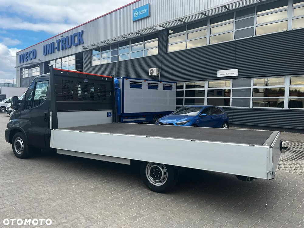 Iveco DOSTĘPNY OD RĘKI - HAK w CENIE - Daily 35S18H - 13
