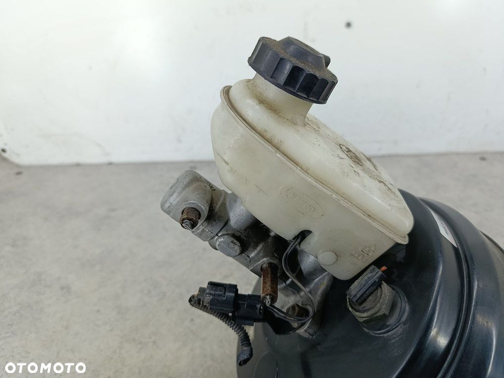 SERWO HAMULCOWE KIA SORENTO I 59110-3E000 59100-3E150 2.5 CRDI - 3