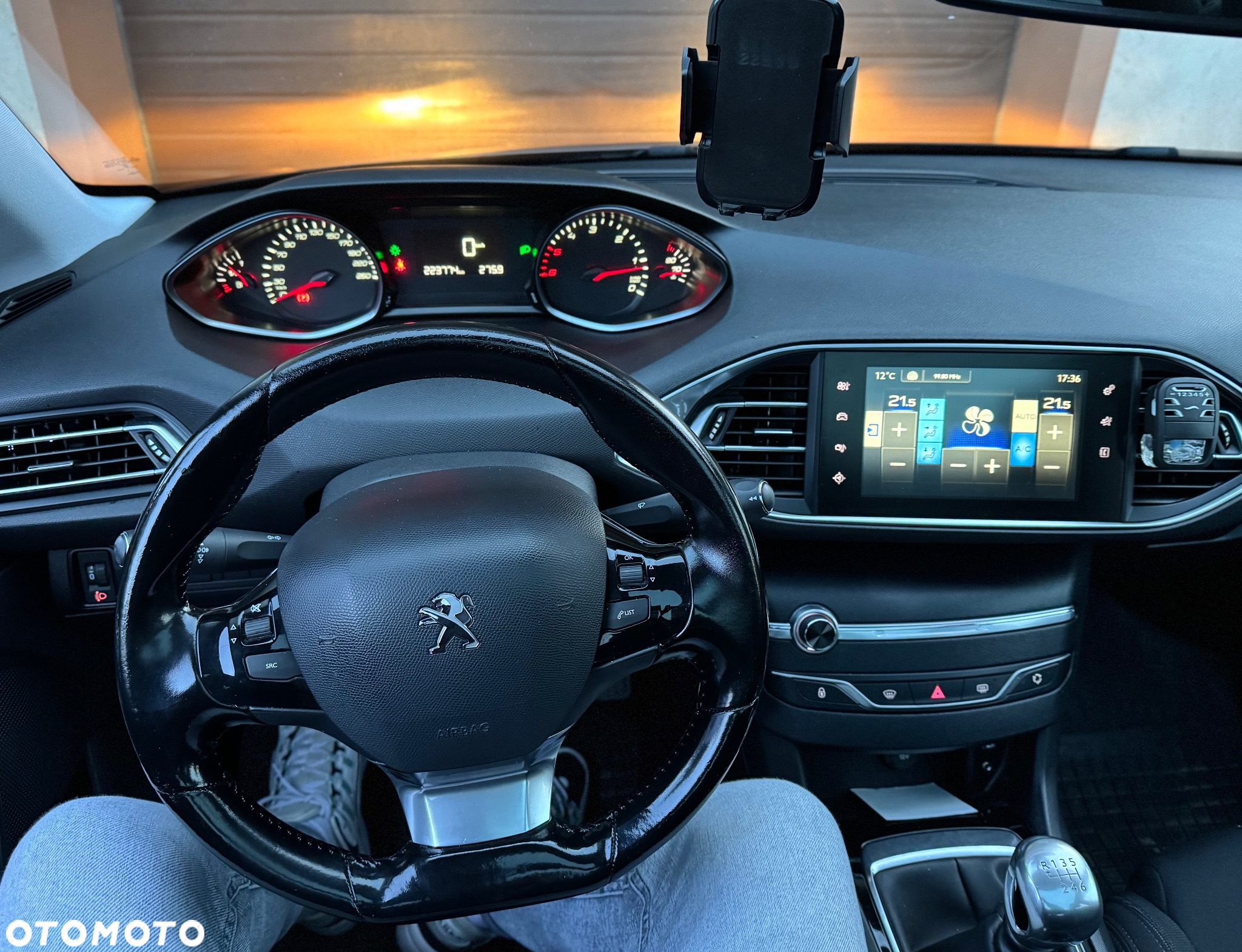 Peugeot 308 SW 1.6 BlueHDi Active S&S - 17