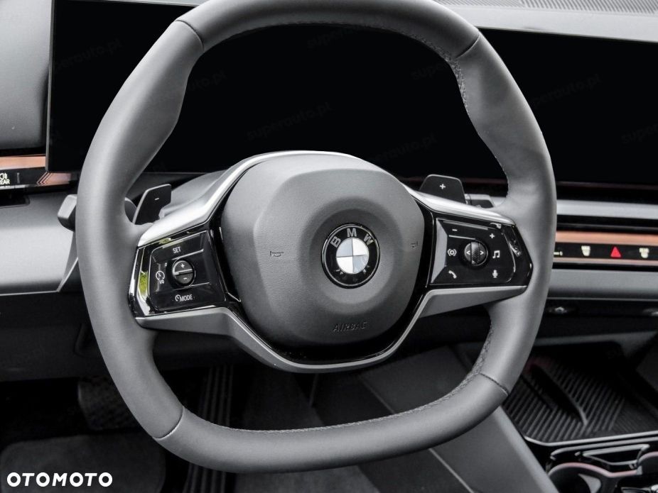 BMW Seria 5 520d mHEV - 9