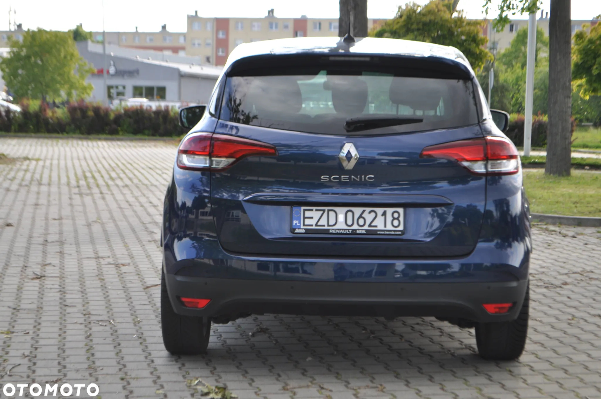 Renault Scenic TCe 140 GPF LIMITED - 10