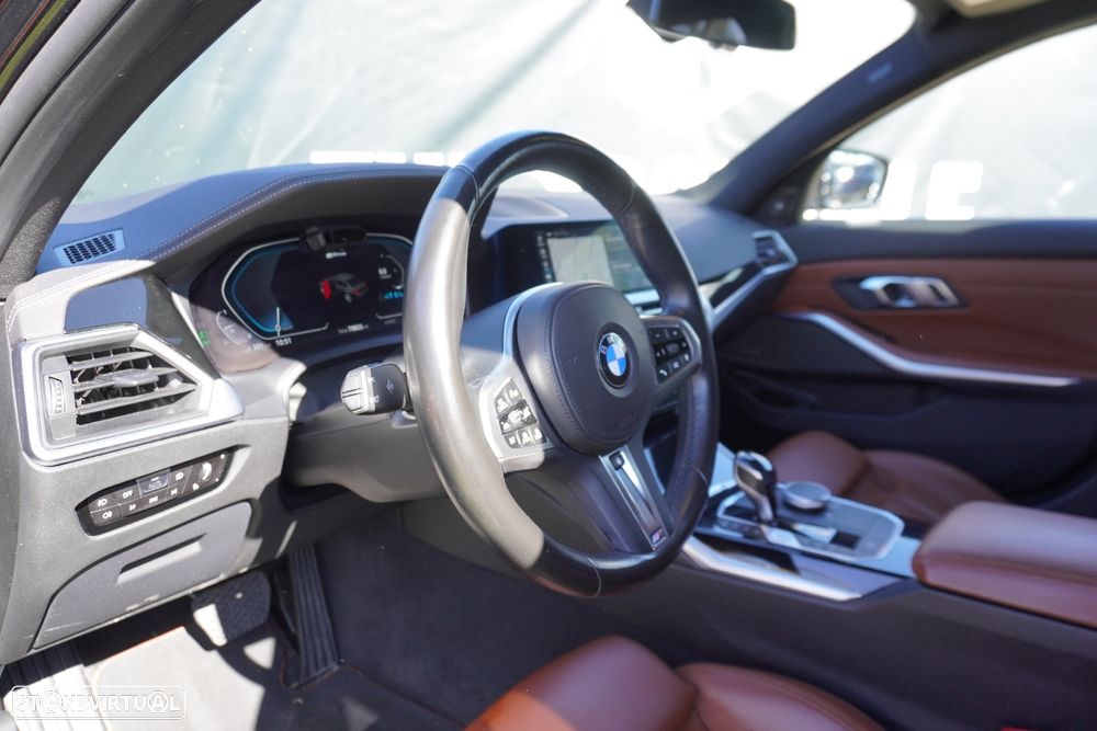 BMW 330 e Aut. Luxury Line - 8