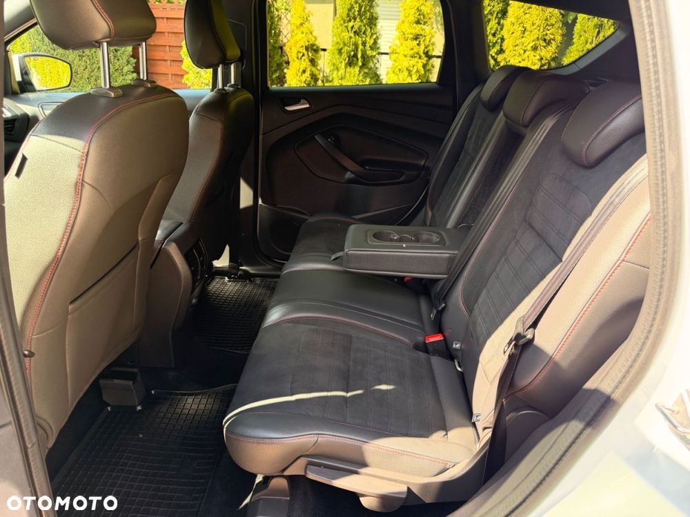 Ford Kuga - 19