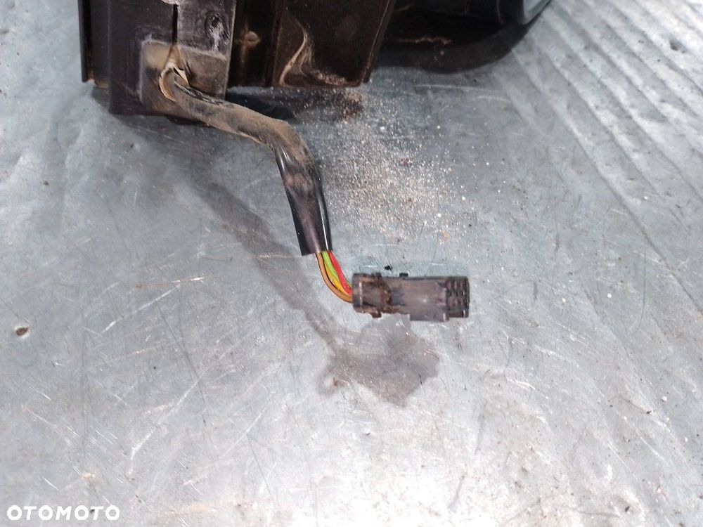 LUSTERKO PRAWE SEAT TOLEDO III LS9N - 5