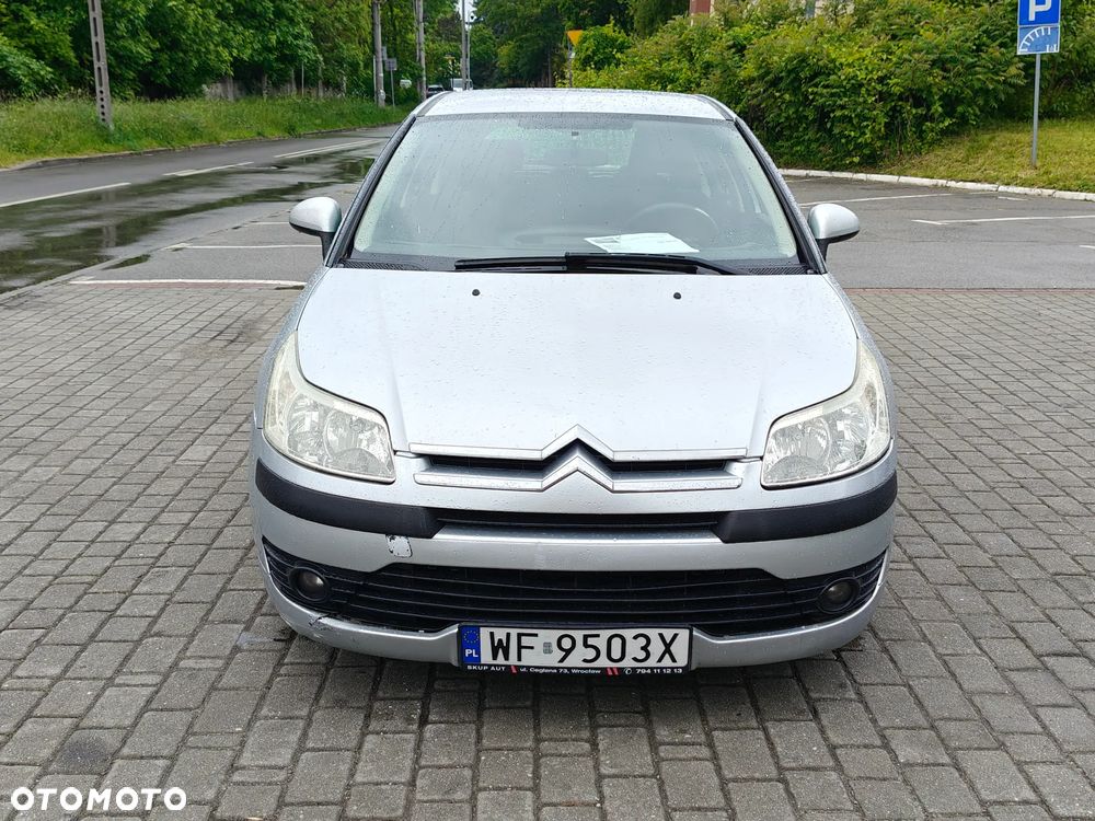 Citroën C4 1.4 16V Impress - 13
