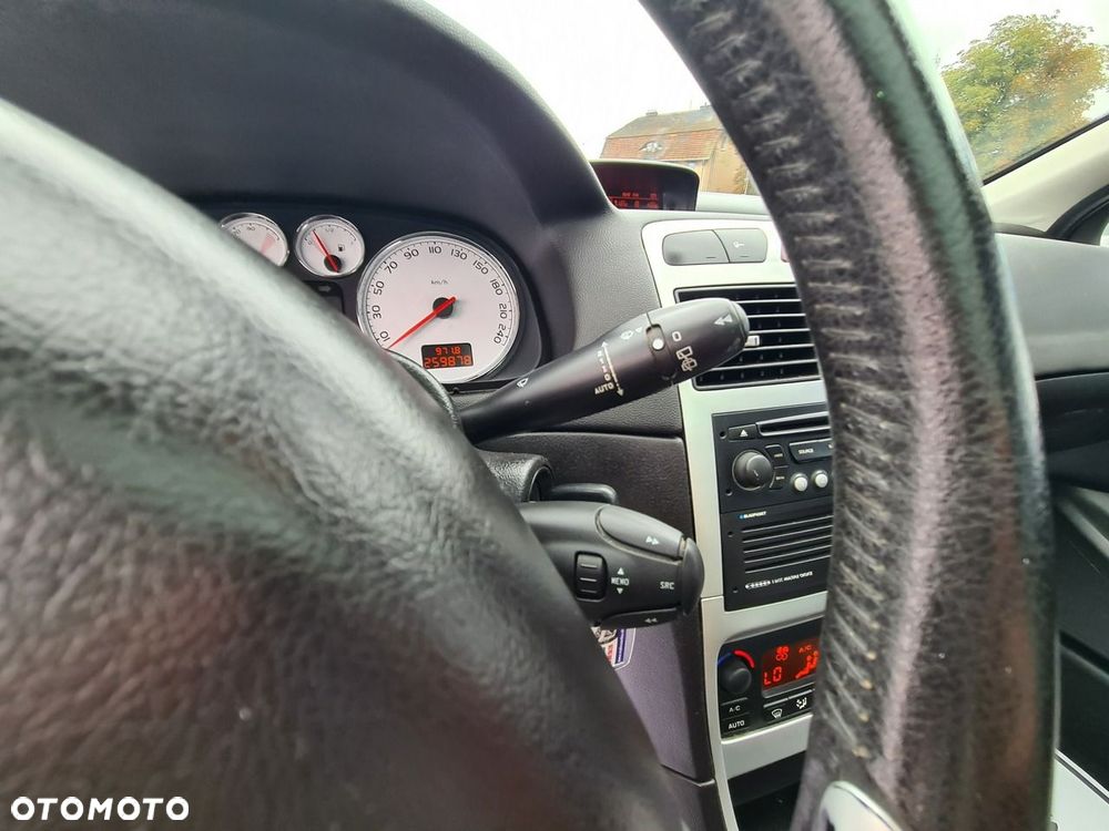Peugeot 307 1.6 HDI Premium - 15