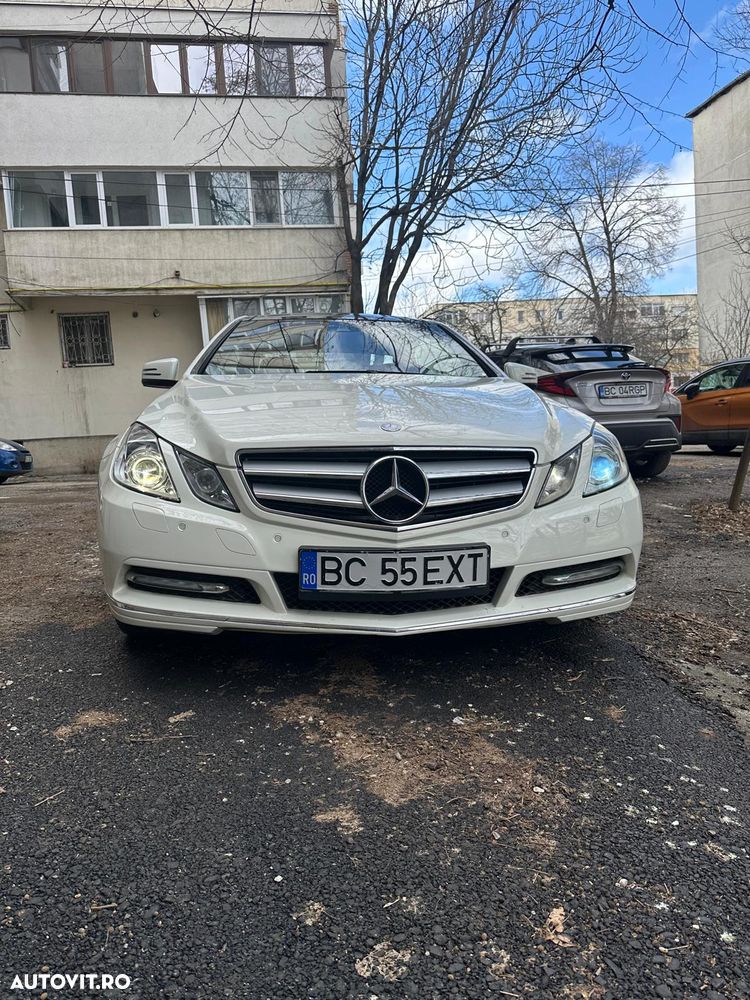 Mercedes-Benz E - 12