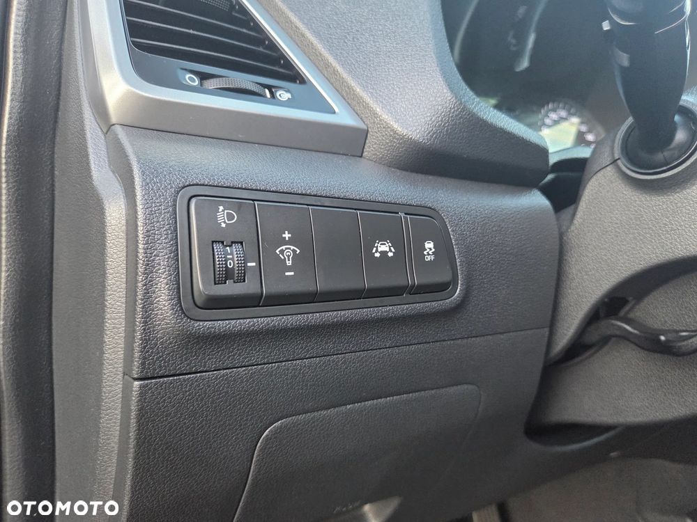 Hyundai Tucson blue 1.7 CRDi 2WD DCT Advantage - 40