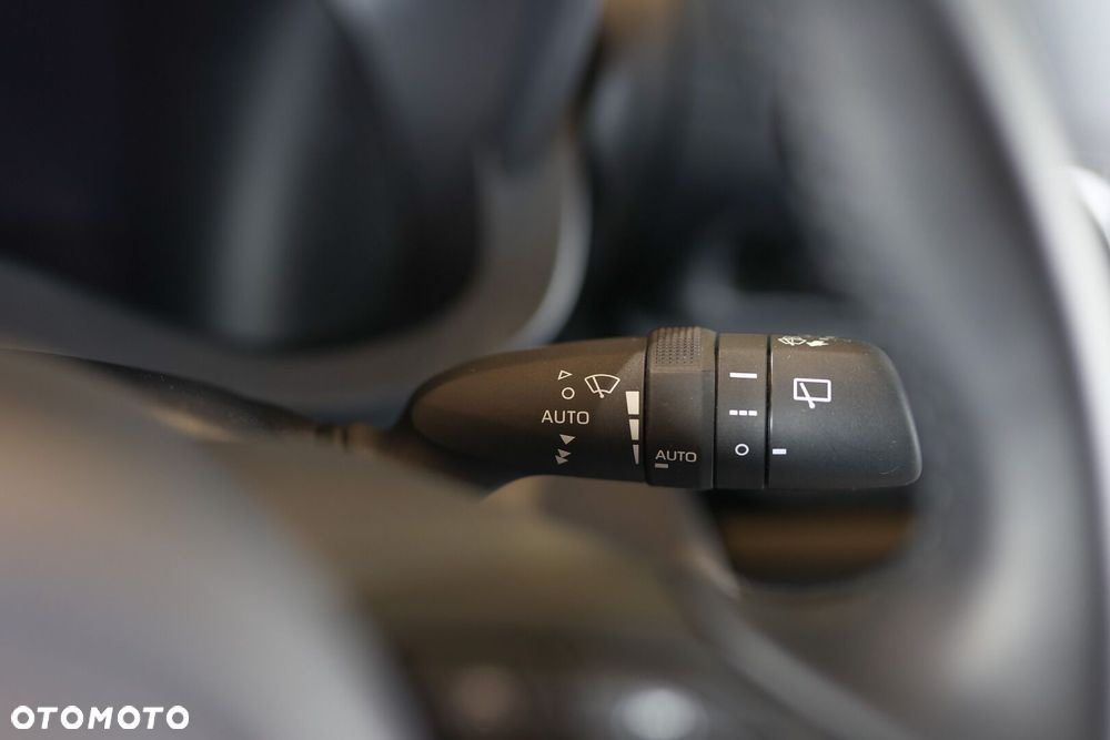 Toyota Yaris Cross Hybrid 1.5 Comfort - 37