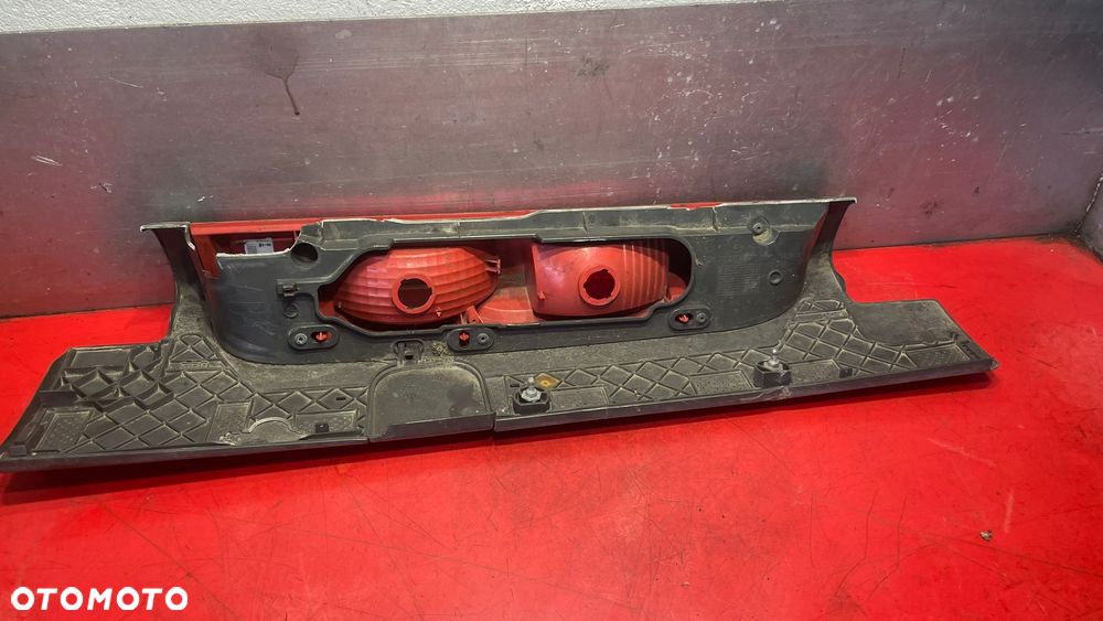 Lampa tył lewa Vivaro Trafic - 4