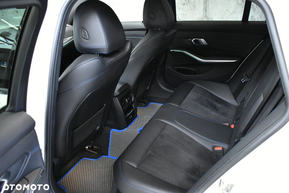 BMW Seria 3 - 20