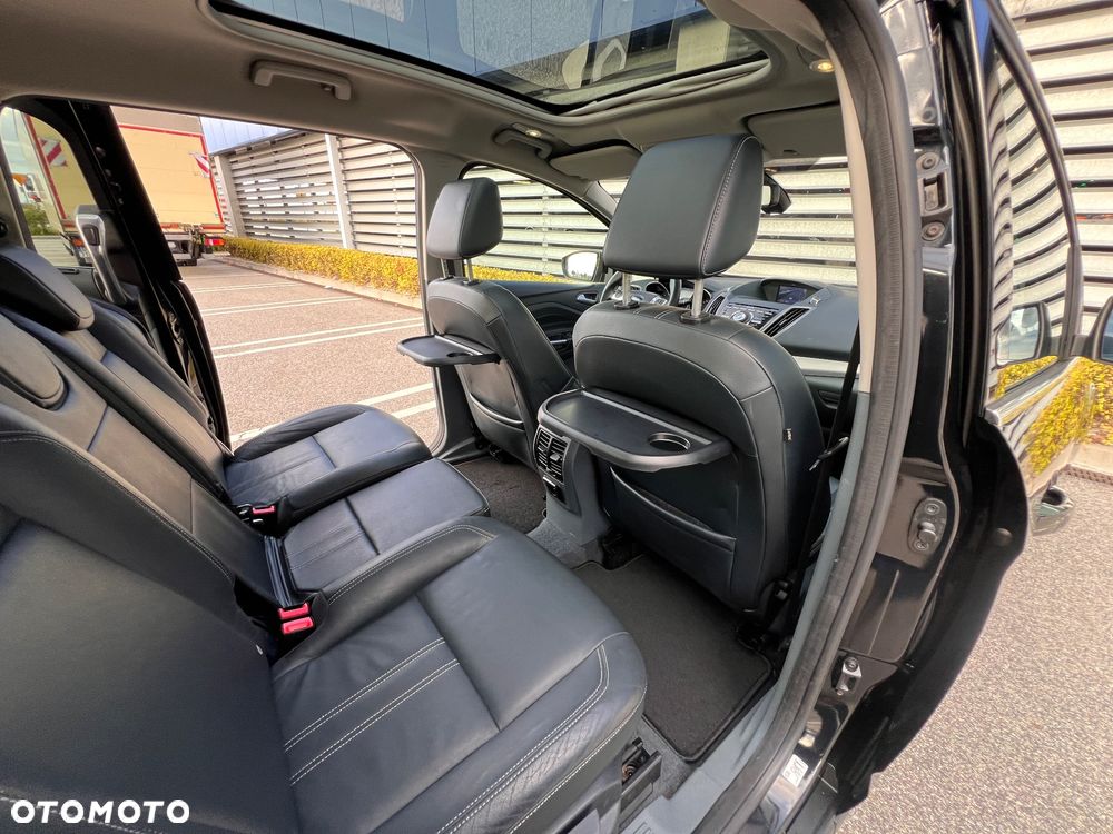 Ford Grand C-MAX - 30