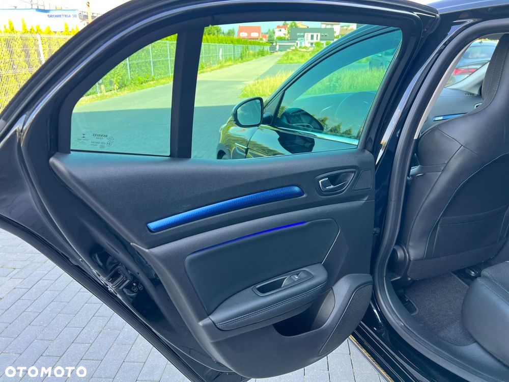 Renault Megane 1.6 TCe GT EDC - 24