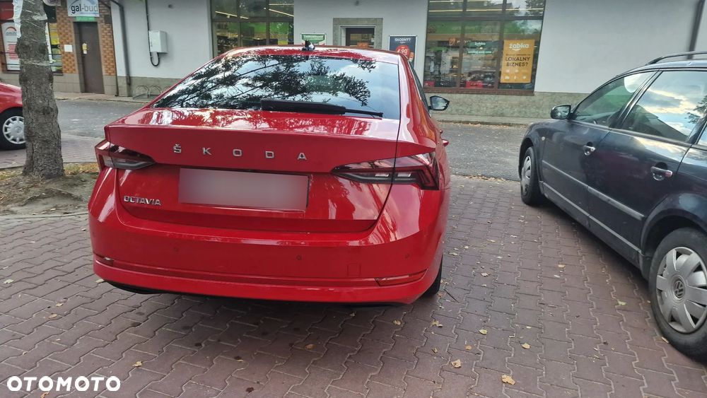 Skoda Octavia 2.0 TDI SCR Style DSG - 7