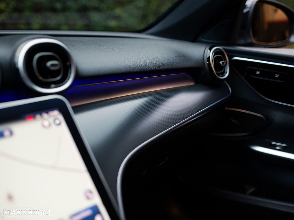 Mercedes-Benz C 300 e - 35