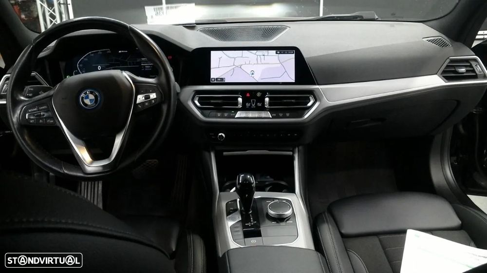 BMW 320 e Line Sport Auto - 9