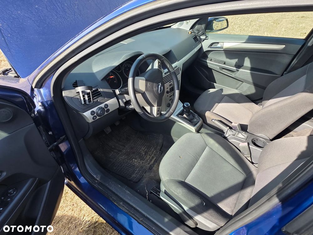 Opel Astra - 12