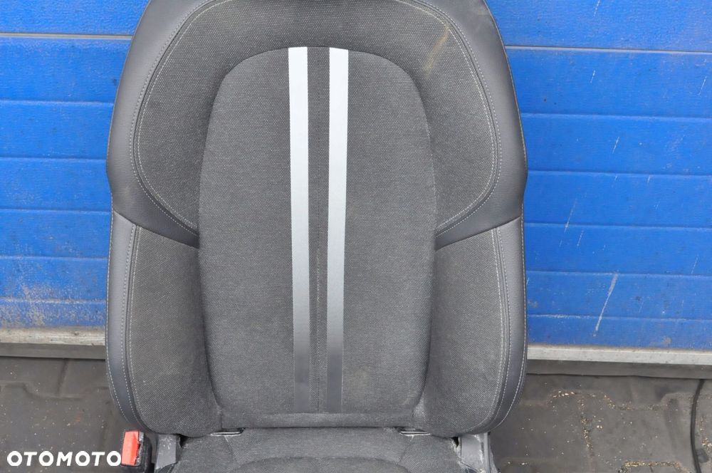 BMW 2 F46 GRAN TOURER PRZEKŁADKA WNĘTRZA FOTELE KANAPA ANGLIK PÓŁSKÓRA - 15